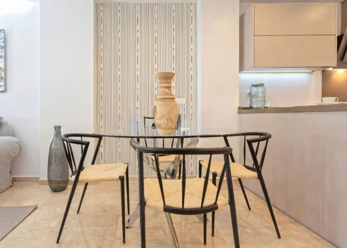 7b263c64d2d0a8c56a9b29f55a10f5fa - 5