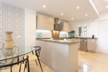 7b263c64d2d0a8c56a9b29f55a10f5fa - 6