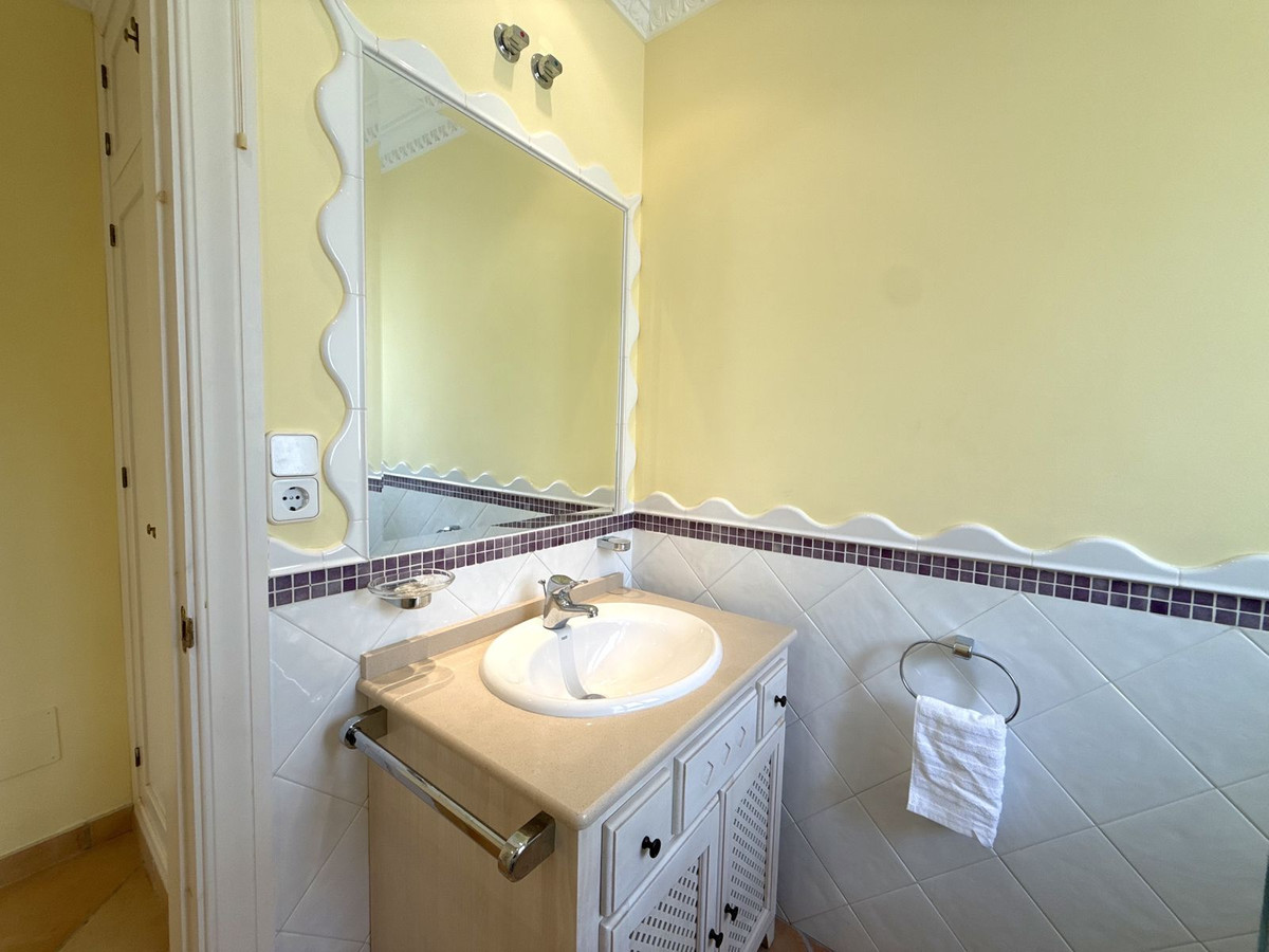 7ba373c04c3f1af12c5368acf39ea5cd - 33