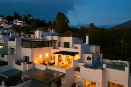 7d54ae9b568de885425fe1bce1f3f2a8 - 33