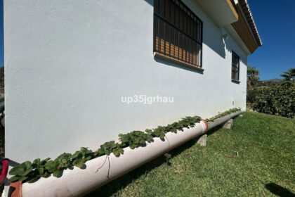 7dd2ebbcc015fbcf771b913c0478a0ee - 2