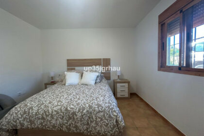 7dd2ebbcc015fbcf771b913c0478a0ee - 4