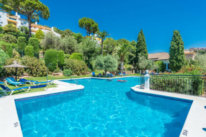 7e08091ada4d9040791396bc92c00932 - 18