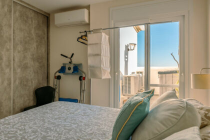 7e08091ada4d9040791396bc92c00932 - 9