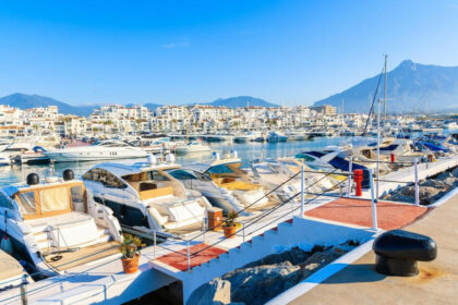 7e7180672431e68d24b5804ca667ab4e - 30