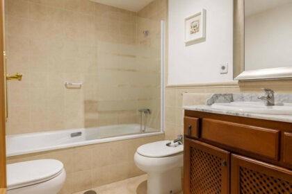 7ec1a1e38ccbaf6bb522370af939a27b - 12