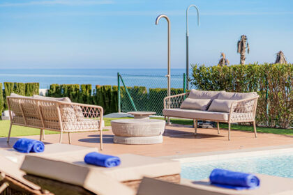 7f54e669f94dc78289d0ff57462e5482 - 42