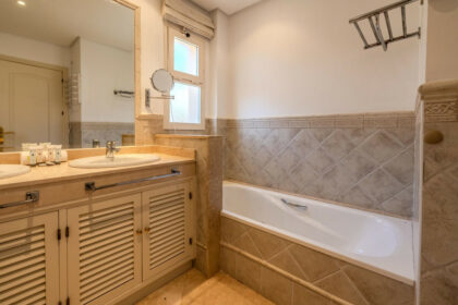 7f63291bc58f79eca6d8bf089c8c7fb0 - 17