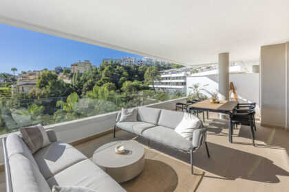 7f8b8dd992f037b953d41bdde3673b64 - 19