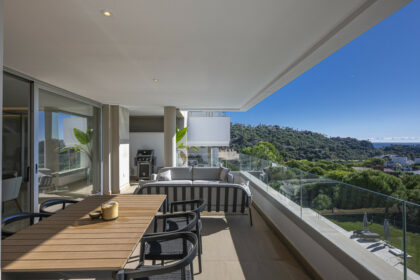 7f8b8dd992f037b953d41bdde3673b64 - 20