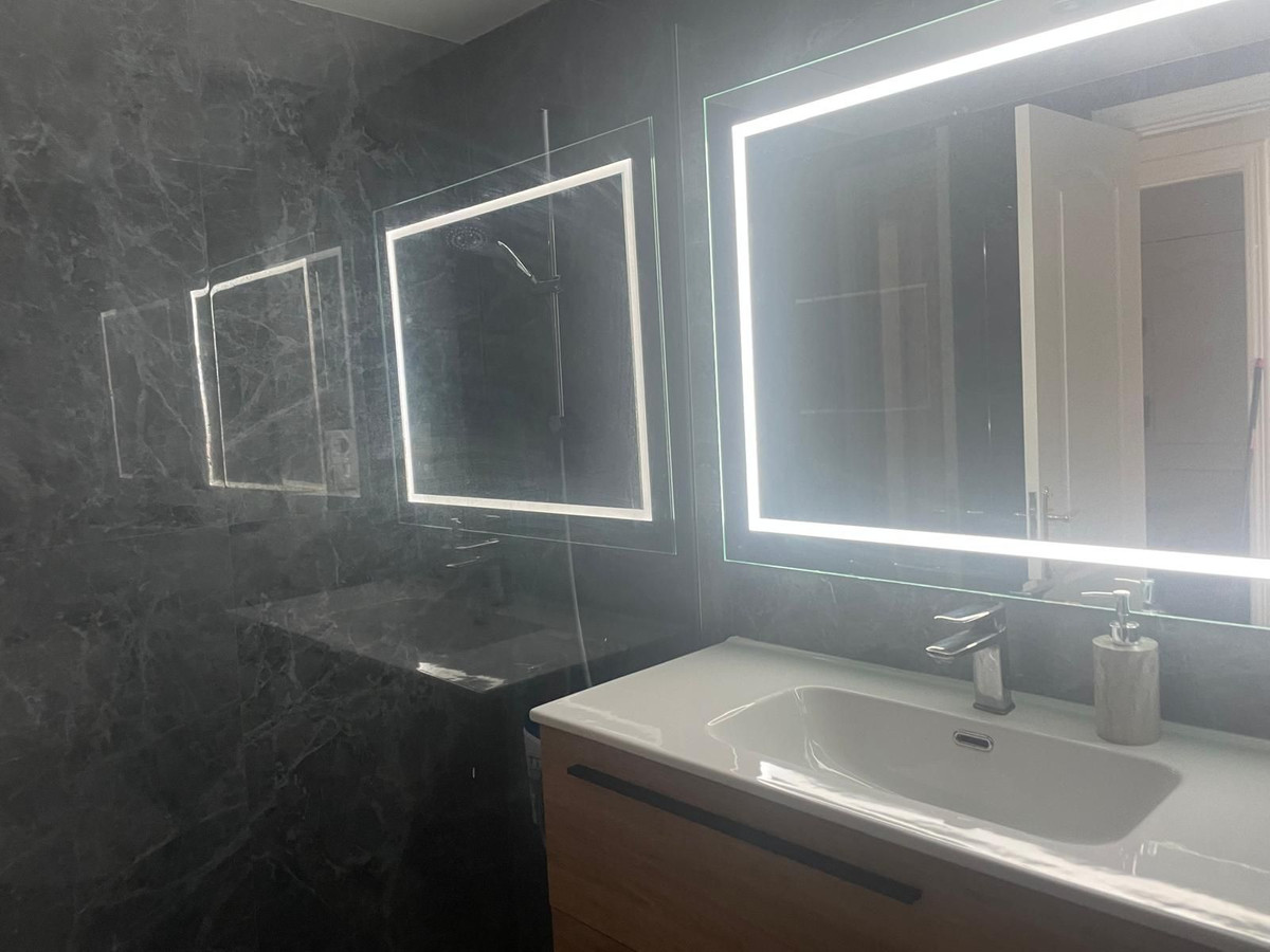 8029c59833a6315ff75155142395f789 - 18