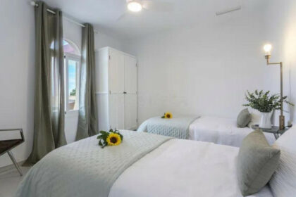 81d60cf7bbcf765be40e45e84a362ed3 - 13