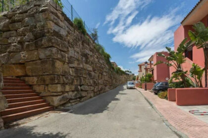 81d60cf7bbcf765be40e45e84a362ed3 - 15