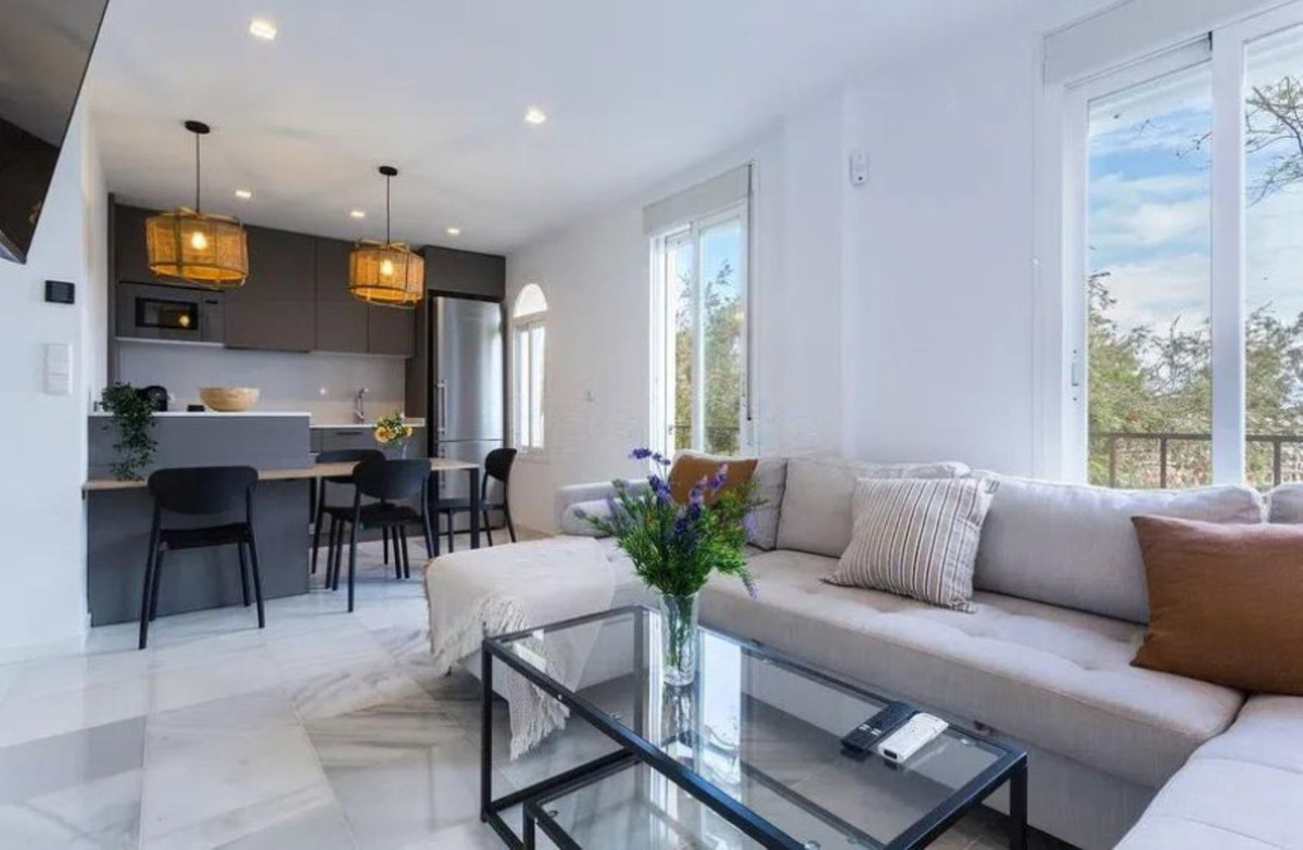 81d60cf7bbcf765be40e45e84a362ed3 - 7