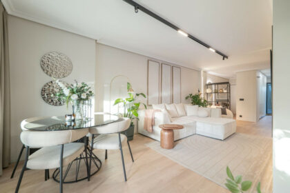 81d826a6377c6477e9d2a9be93f0773c - 10