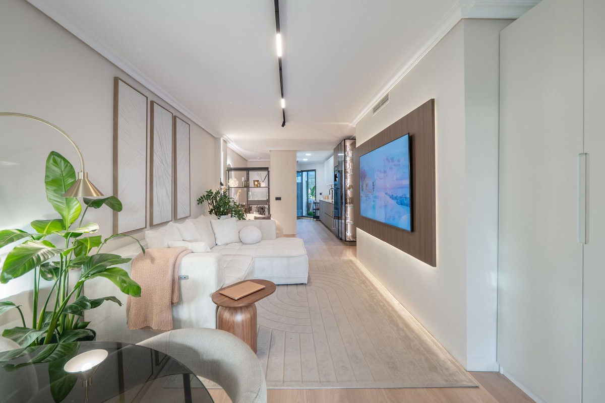 81d826a6377c6477e9d2a9be93f0773c - 2