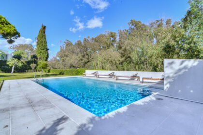 8287582bd145fe67ae17bd3ba94ccffb - 36