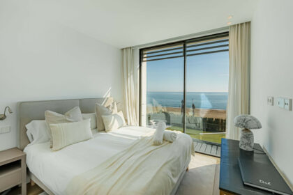 82b1f28a542e337fcb64c9975c453b79 - 27