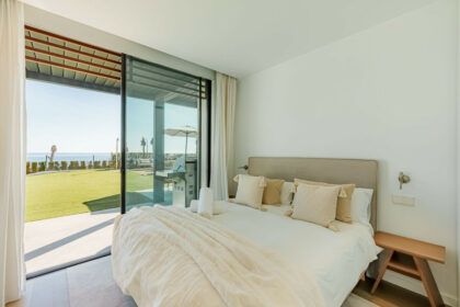 82b1f28a542e337fcb64c9975c453b79 - 28