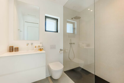 82b1f28a542e337fcb64c9975c453b79 - 29