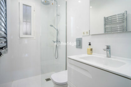 82eacf55f2ee0d1679ae8ad6930b22f9 - 16