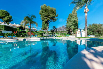 82eacf55f2ee0d1679ae8ad6930b22f9 - 18