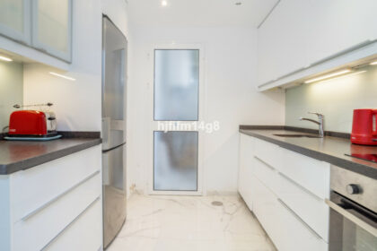 82eacf55f2ee0d1679ae8ad6930b22f9 - 8