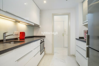 82eacf55f2ee0d1679ae8ad6930b22f9 - 9