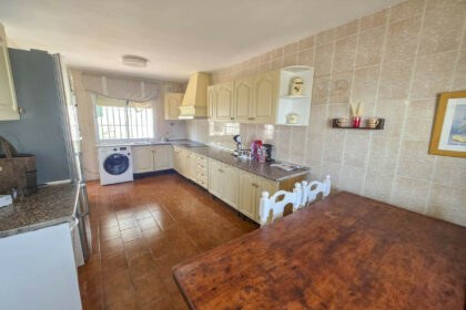 82f0081b785359266fdb77e8f0f0de2b - 36