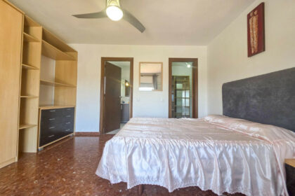 82f0081b785359266fdb77e8f0f0de2b - 38