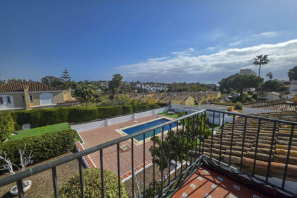 82f0081b785359266fdb77e8f0f0de2b - 42