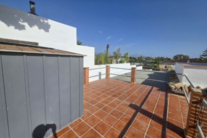 82f0081b785359266fdb77e8f0f0de2b - 59