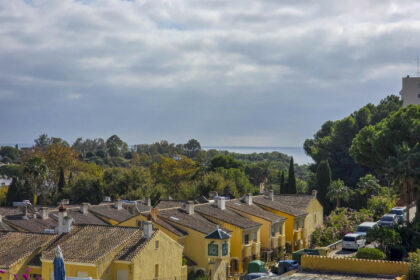 82f0081b785359266fdb77e8f0f0de2b - 60