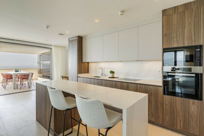 831e9295a5a3c9846706788e43829d53 - 4