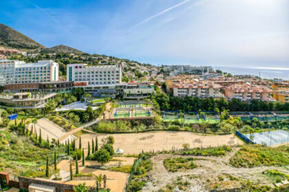 83f6a1764bca8d4bd450fdd17392e3f7 - 32