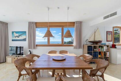 843df6b876a028d78e46248e809905d6 - 11