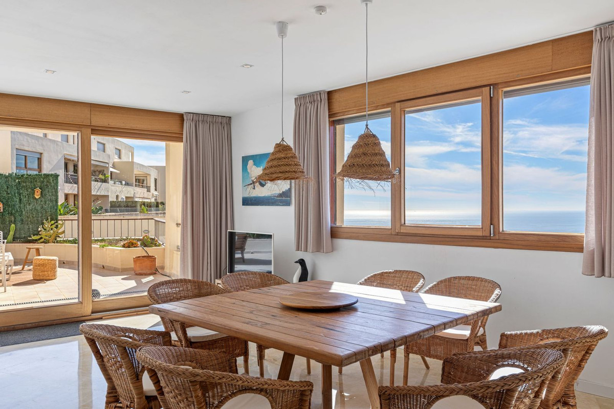 843df6b876a028d78e46248e809905d6 - 12