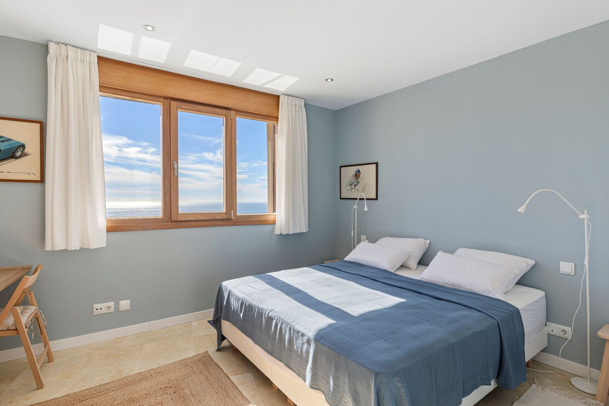 843df6b876a028d78e46248e809905d6 - 27