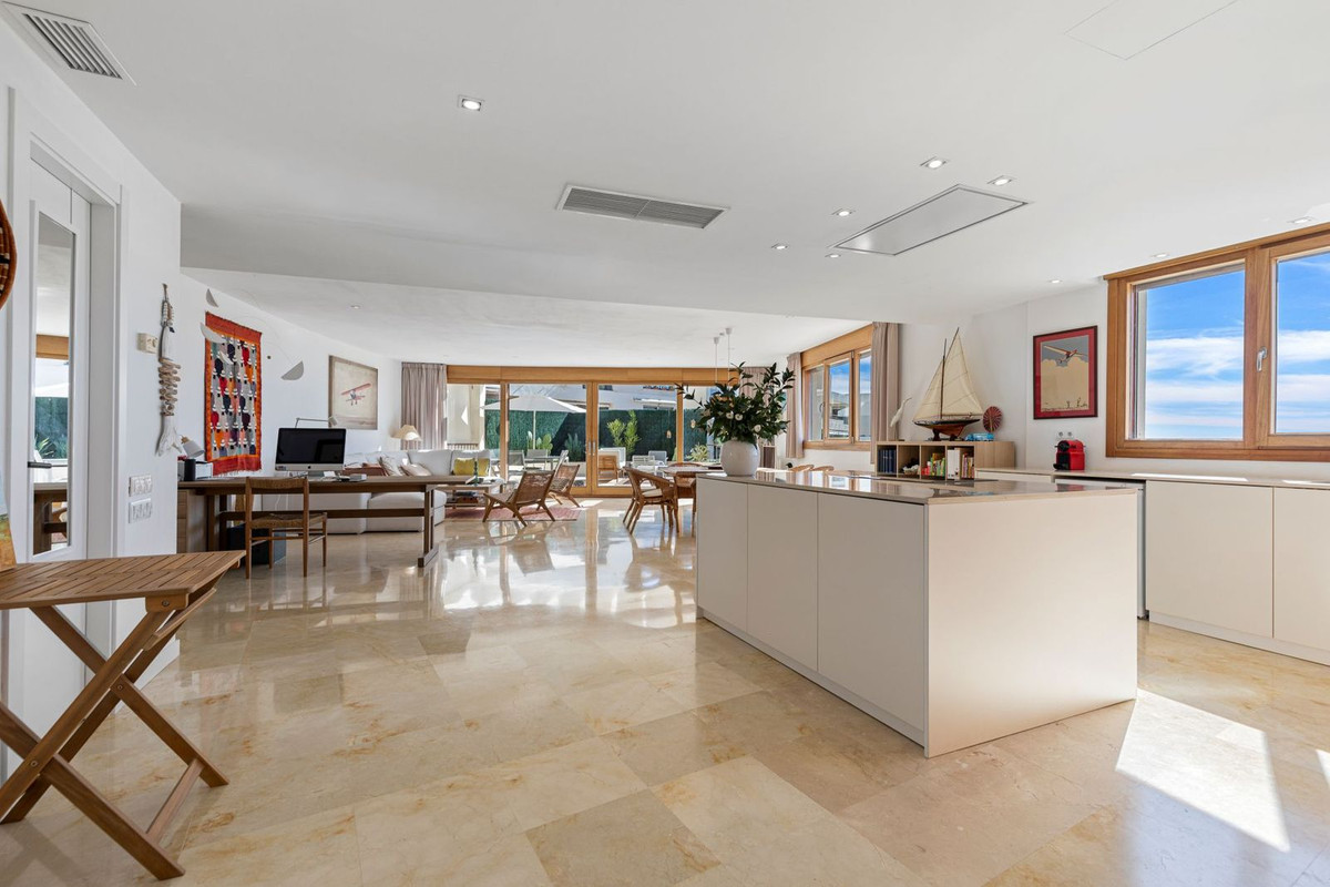 843df6b876a028d78e46248e809905d6 - 5