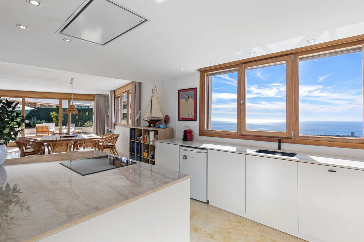 843df6b876a028d78e46248e809905d6 - 7