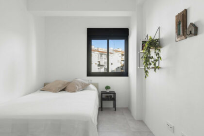 8452e0454d1618a94bafb8567999c7be - 22