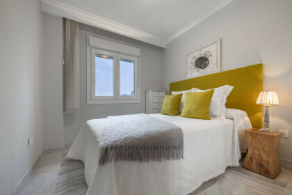 84b578977c86e0bdf949d053da09b390 - 18