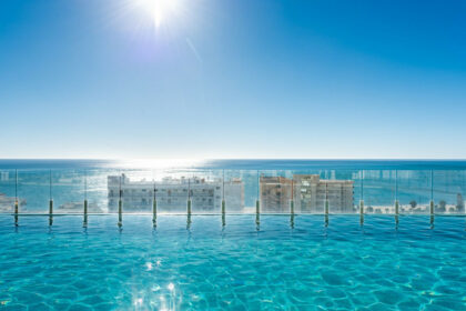 853ebb2014f7979eaa92523ea949b37e - 17