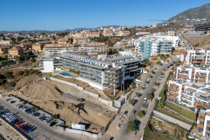 853ebb2014f7979eaa92523ea949b37e - 27