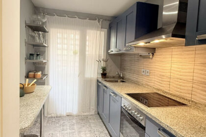 8554da7c065f5e99cb4786013b65abb4 - 13