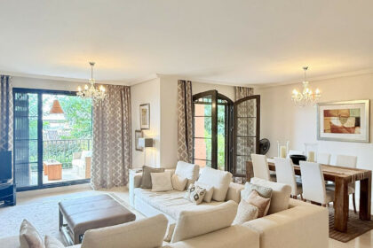 8554da7c065f5e99cb4786013b65abb4 - 9