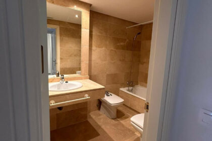 8569149e03ae6e53147442d36c169bc9 - 13