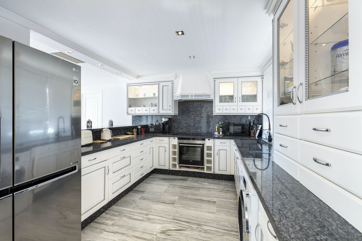 86343ef0aa60fd63a7e18440b1636860 - 11