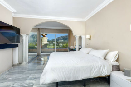 86343ef0aa60fd63a7e18440b1636860 - 12