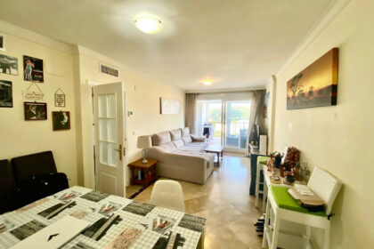 86a811df56f42644951d966a2c2ac125 - 10